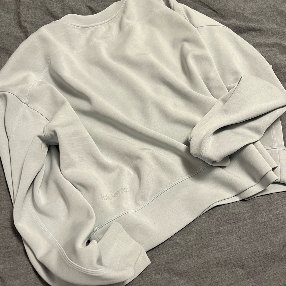 Lululemon Perfectly Oversized Cropped Crew Softstreme